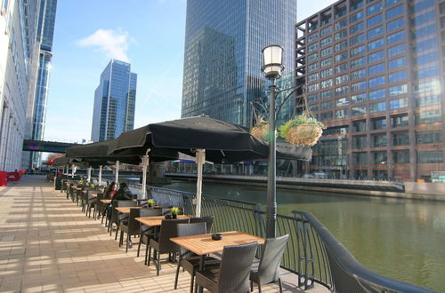 Photo 28 - Canary Wharf - Corporate Riverside Apartments