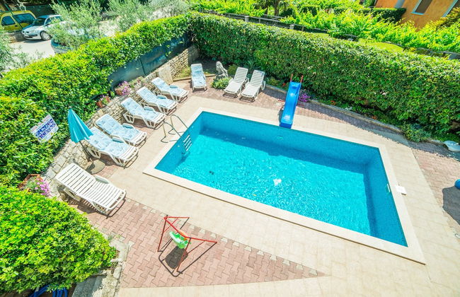 Vacation Pool Apartments - Photo 72