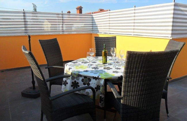 Vacation Pool Apartments - Photo 59