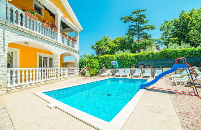 Vacation Pool Apartments - Photo 74