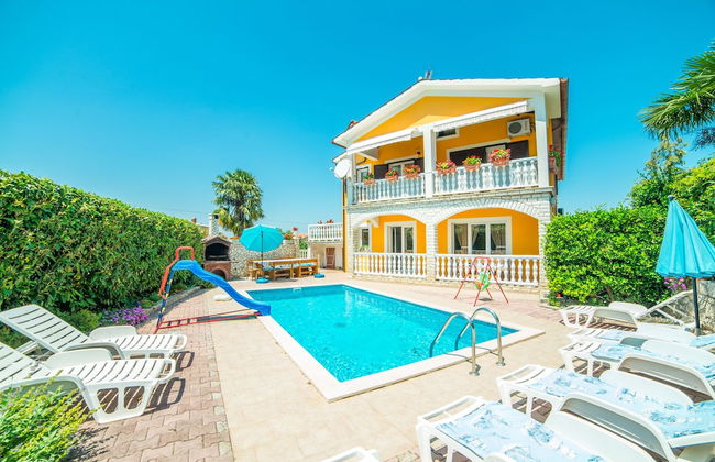 Vacation Pool Apartments - Photo 75