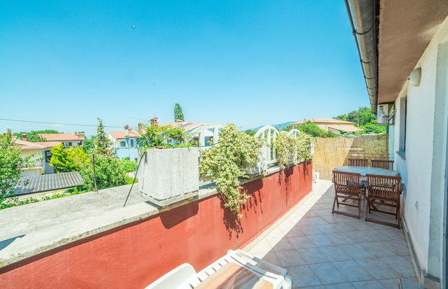 Vacation Pool Apartments - Photo 50