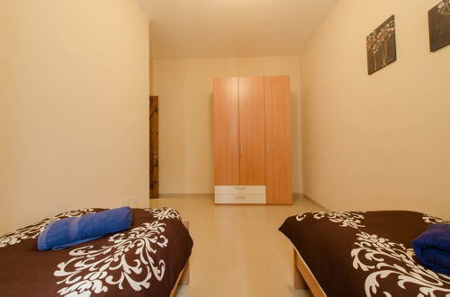 Foto 4 - Luxury Holiday Apartment IN Qawra