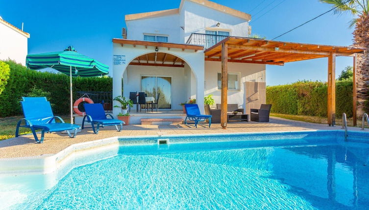 Photo 1 - Argaka Sun Villa Ena Large Private Pool Walk to Beach Sea Views A C Wifi - 2146