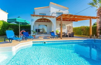 Photo 1 - Argaka Sun Villa Ena Large Private Pool Walk to Beach Sea Views A C Wifi - 2146