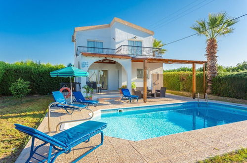 Photo 16 - Argaka Sun Villa Ena Large Private Pool Walk to Beach Sea Views A C Wifi - 2146