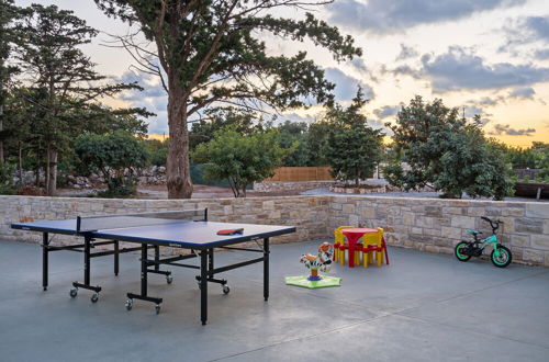 Photo 8 - Dreamcatcher Villa Outdoor Indoor Pool hot tub