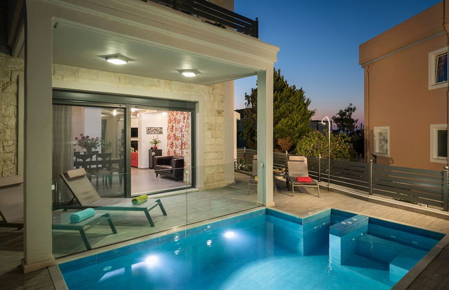 Beautiful Pool Villa for Relaxing Family Holidays - Photo 25