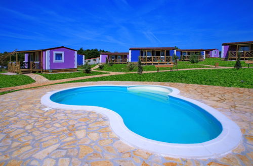 Foto 19 - Holiday Homes Sirena Premium Village