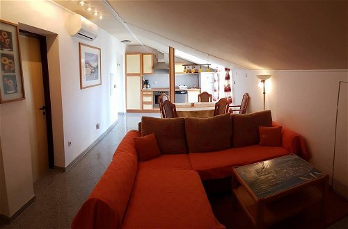 Photo 10 - Beautiful 3-bed Apartment With big Terasse in Nin