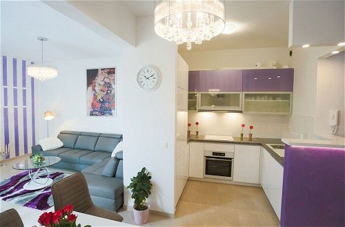 Photo 9 - Beautiful 3-bed Apartment With big Terasse in Nin