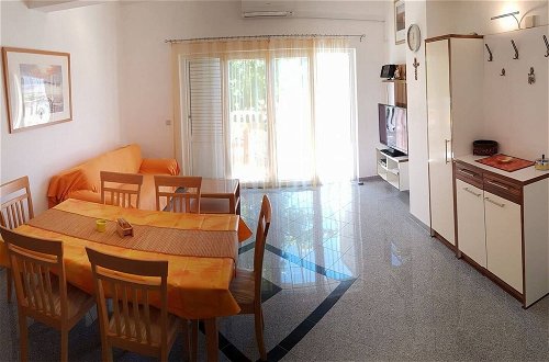 Photo 13 - Beautiful 3-bed Apartment With big Terasse in Nin