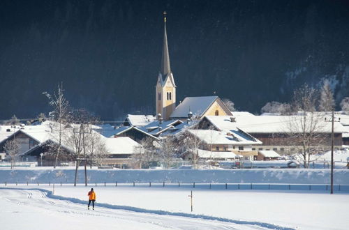 Photo 27 - Spacious Holiday Home in Salzburg With Mountain View