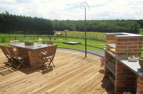 Photo 6 - Cosy Holiday Home in Vodelee With Private Garden