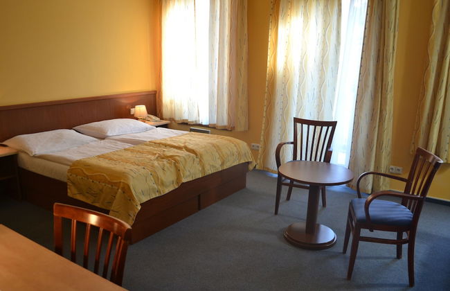 Aparthotel Austria Suites - Foto 7
