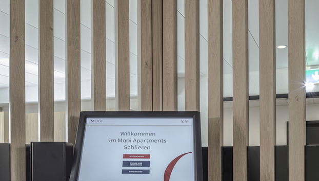 Check-in/check-out kiosk