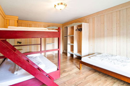 Photo 5 - Cozy Holiday Home in Sourbrodt With Private Pool and Sauna