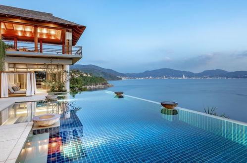 Photo 37 - Villa Chelay - Luxury Waterfront Villa