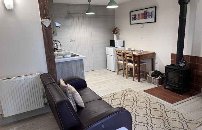 Poachers Hut 1-bed Cottage, Sleeps 2, Pet Friendly - Foto 5