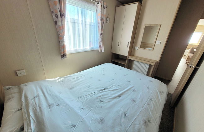 St Osyth- Sleeps8-freeparking-wifi-holidaypark - Foto 4
