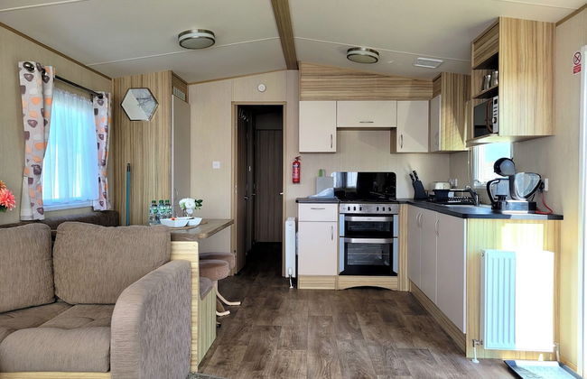 St Osyth- Sleeps8-freeparking-wifi-holidaypark - Foto 8