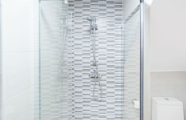 Seaside Marbella Apartments - Photo 49