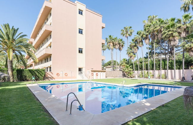 Seaside Marbella Apartments - Photo 51