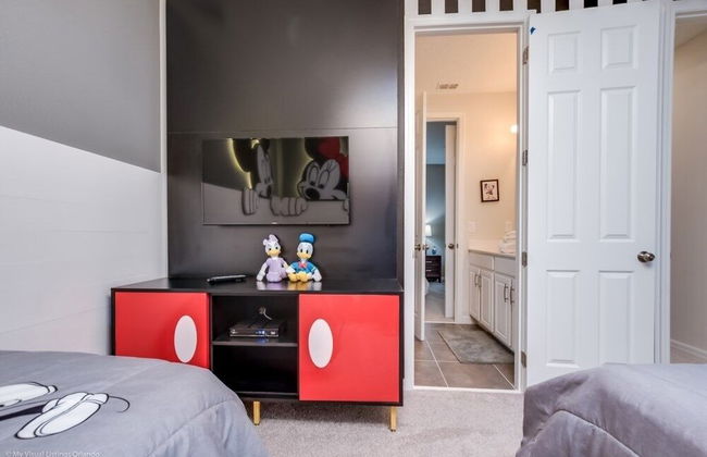 Solara Resort 9 Bedroom Resort Villa by RedAwning - Photo 20