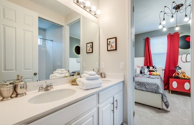 Solara Resort 9 Bedroom Resort Villa by RedAwning - Photo 47