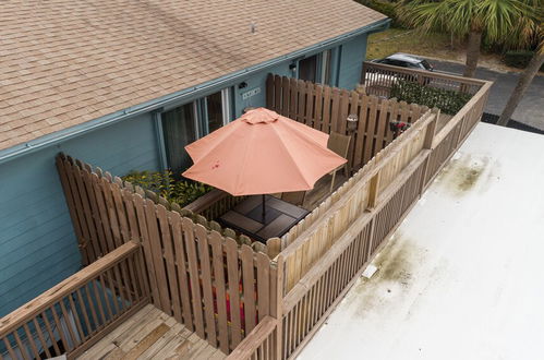 Foto 13 - New Smyrna Beach Townhouse/flagler Ave/beach/walk Everywhere and Pet Friendly