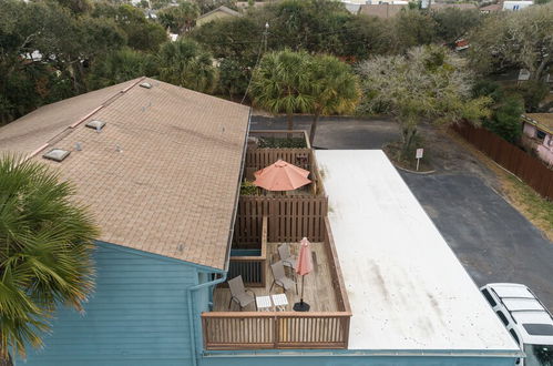 Foto 33 - New Smyrna Beach Townhouse/flagler Ave/beach/walk Everywhere and Pet Friendly