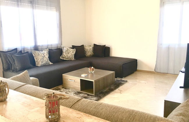 Luxurious Apartment with Private Garden - Foto 8