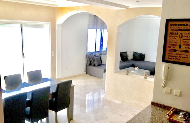 Luxurious Apartment with Private Garden - Foto 11