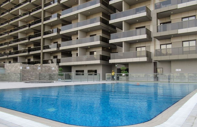 Premier Studio in Sports City w/ Golf Course View! - Foto 12