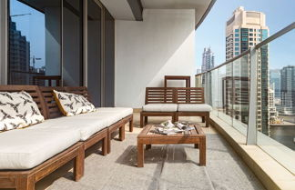 Photo 3 - Modish & Vibrant 3BR Apartment in Marina