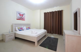 Photo 3 - Signature Holiday Home - Red Residence