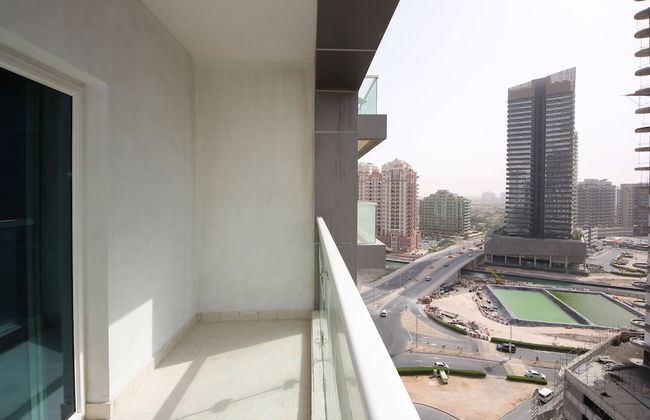 Signature Holiday Home - Red Residence - Photo 18