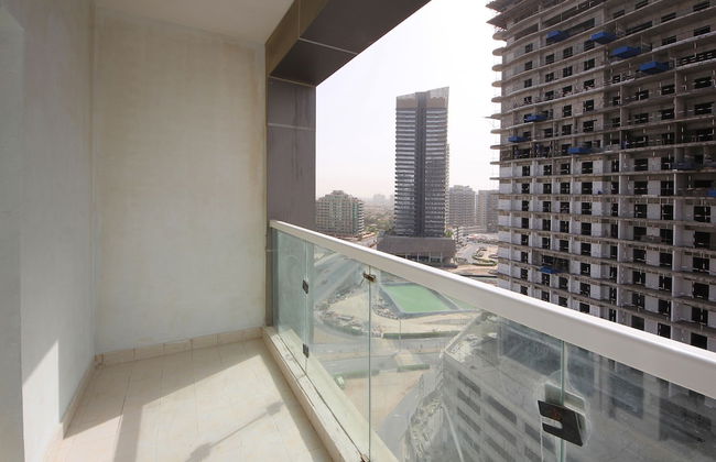 Signature Holiday Home - Red Residence - Photo 1