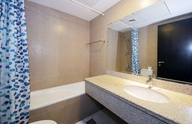 Signature Holiday Home - Red Residence - Photo 20