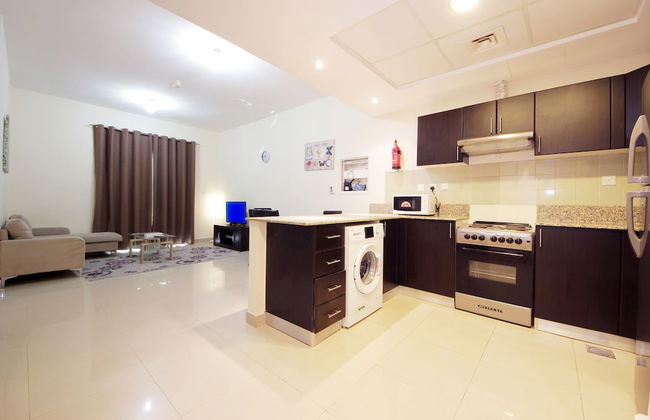 Signature Holiday Home - Red Residence - Photo 10