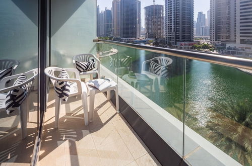 Photo 6 - Spacious + Modern Studio in JLT - Sleeps 3