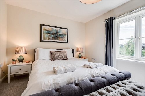 Foto 10 - Modern 2 Bedroom Apartment in Popular Jericho