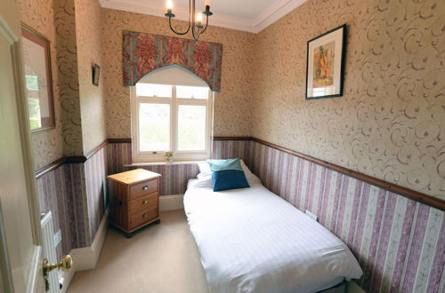 Photo 4 - The Priory - Country Manor House Log Burner Sea Views Pet Friendly