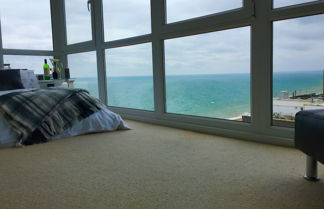 Photo 1 - Isabella Penthouse 15th Floor, Seafront