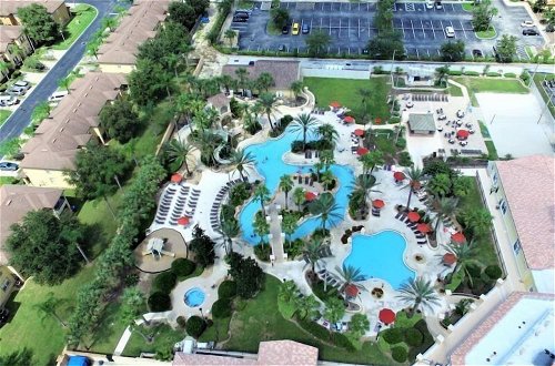 Foto 17 - Amazing Townhouse 4Bdr 3Bth Spa Resort near Disney