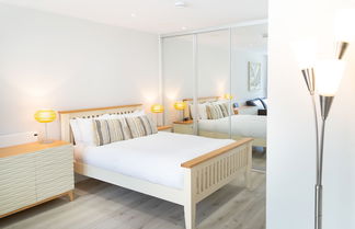 Photo 2 - Citystay - Midsummer Mews