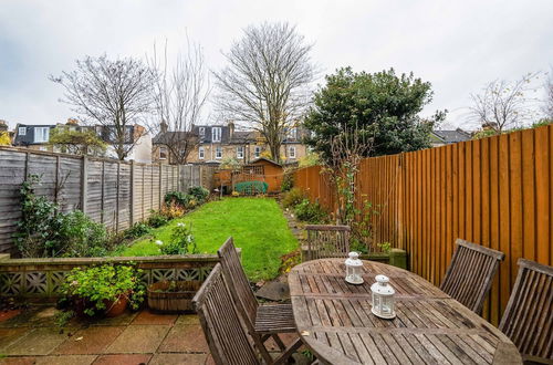 Photo 30 - Charming Victorian Family Home in Wimbledon