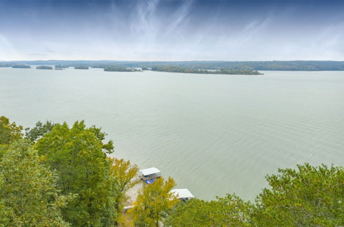 Foto 33 - Historic Family Cabin to Watch the Sunset with 270 degree views of Kentucky Lake