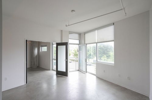 Photo 13 - Unfurnished Condo | Amazing Layout with Balcony and In-building Storage Unit