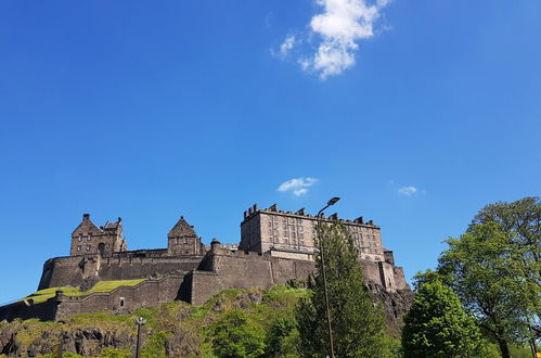 Photo 28 - Luxury Central Old Town Suite Edinburgh